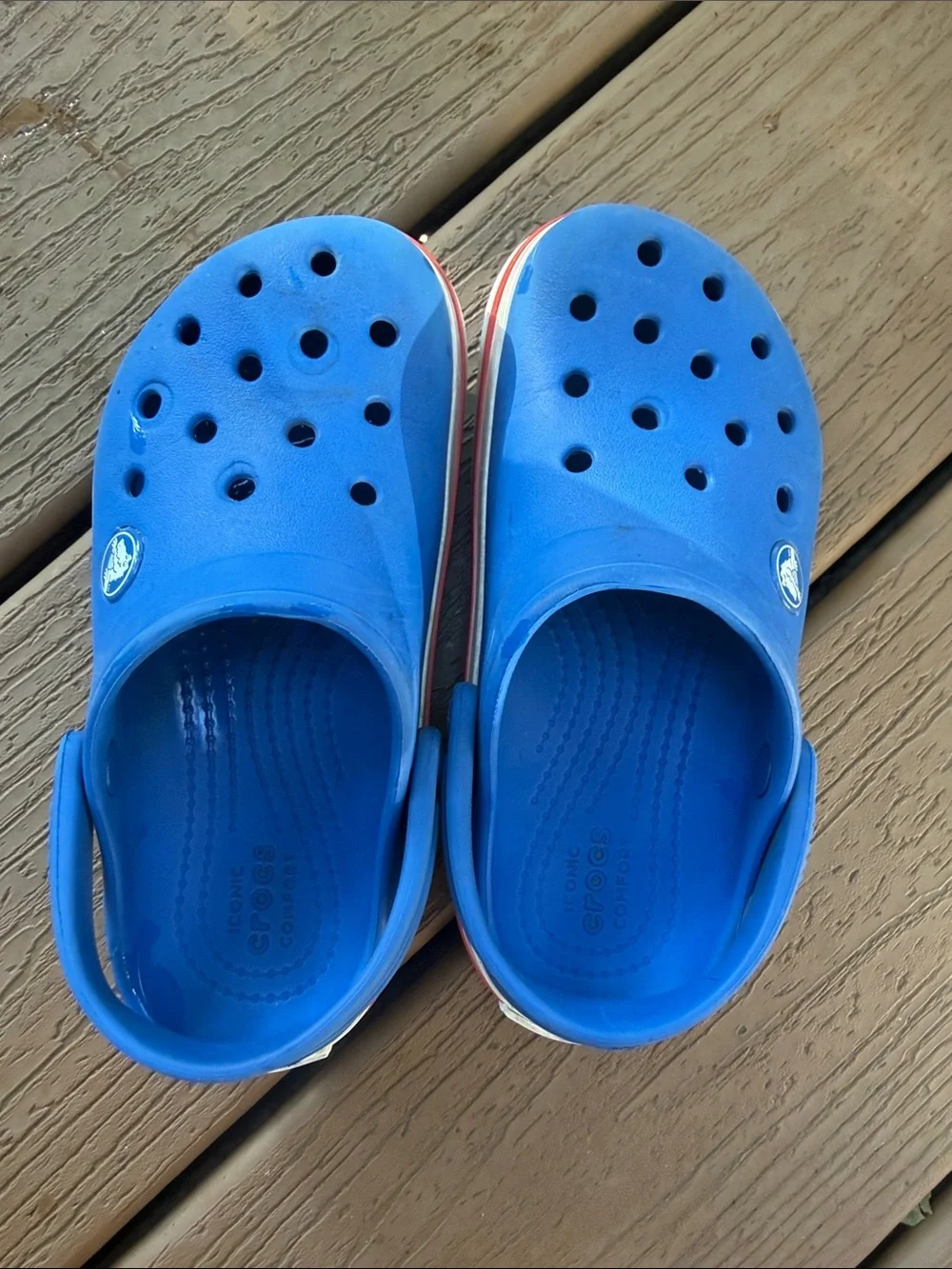 CROCS Kids Blue Slip-On Water Clogs with Red-Trim Sole (size 11c)